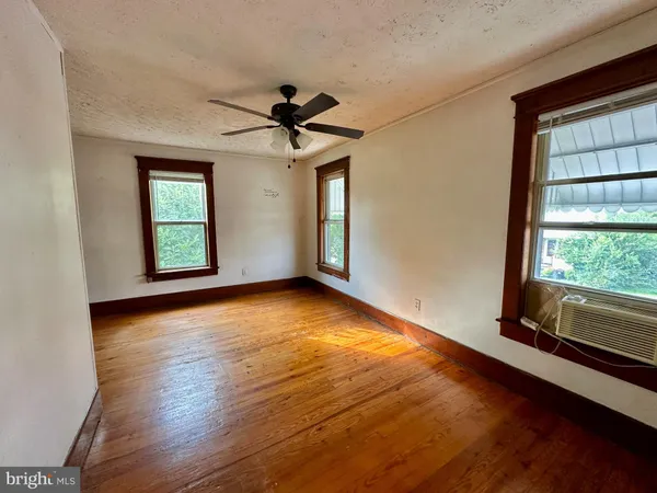 $75,999 | 12 Humbird Street, Cumberland, MD 21502