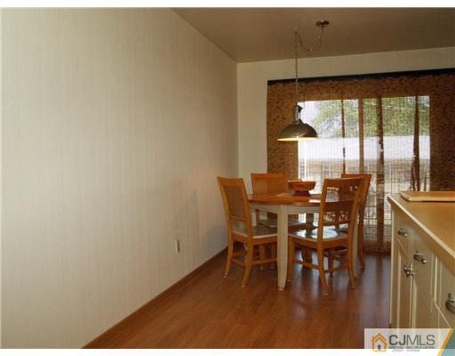 183 Evergreen Road, Unit 3B Edison, NJ 08837 - Photo 5 of 25 Gallery Image 5