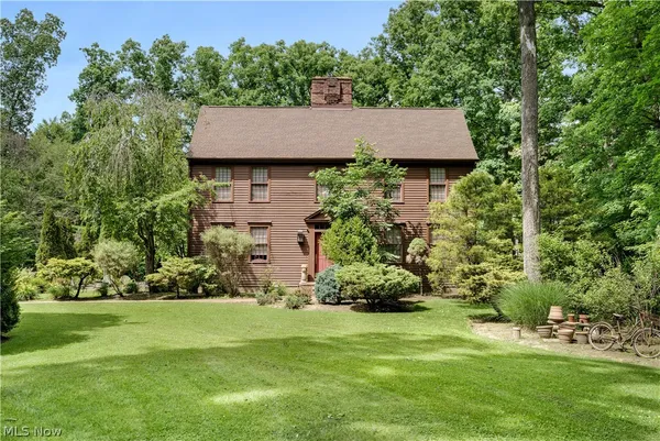 $1,100,000 | 8640 North Palmyra Road, Canfield, OH 44406