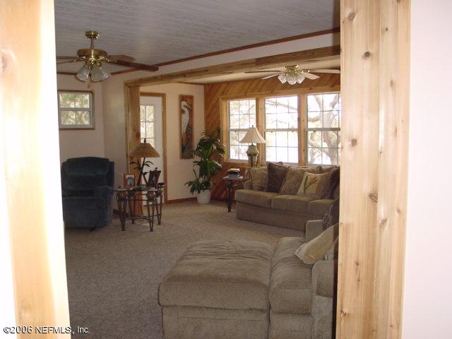 6686 Brooklyn Bay Road Keystone Heights, FL 32656 - Photo 13 of 22 Great Room 1