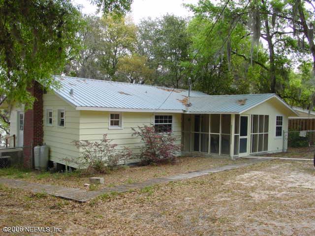 6686 Brooklyn Bay Road Keystone Heights, FL 32656 - Photo 2 of 22 Front View