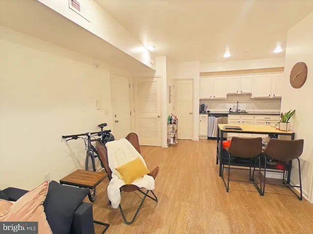 $1,425 | 4114 Lauriston Street, Unit 101, Philadelphia, PA 19128