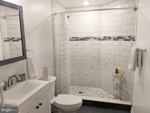 $1,425 | 4114 Lauriston Street, Unit 101, Philadelphia, PA 19128