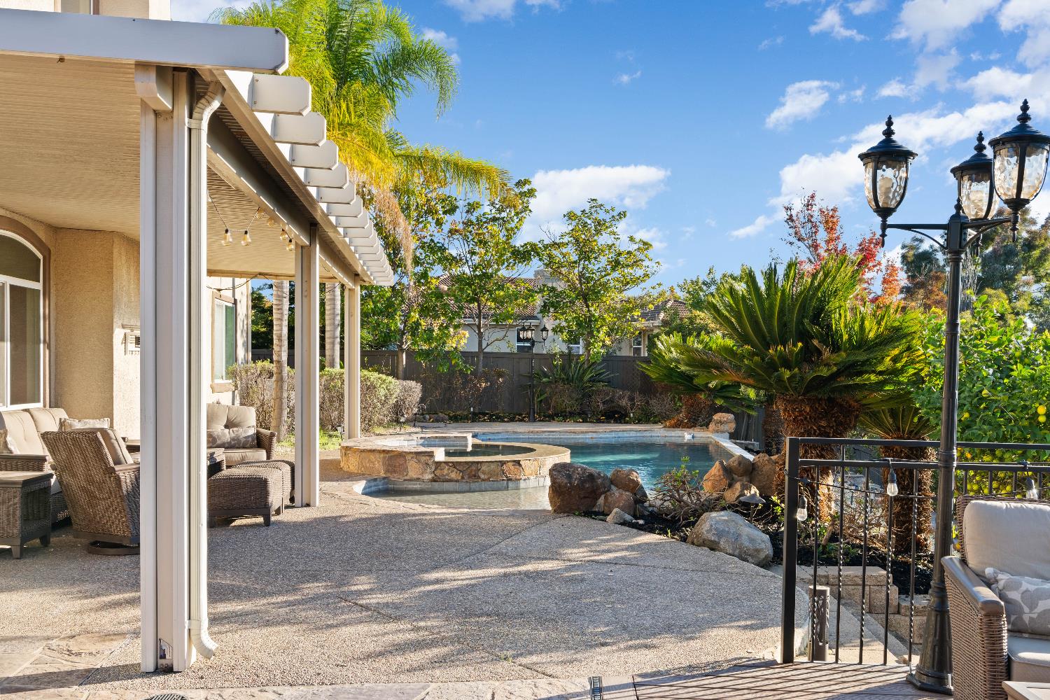 1580 Vista Ridge Way Roseville, CA 95661 - Photo 43 of 58 a view of a chair and tables in the patio