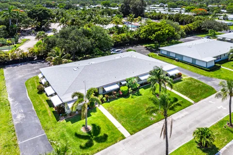 $249,900 | 112 High Point Boulevard, Unit D, Delray Beach, FL 33445