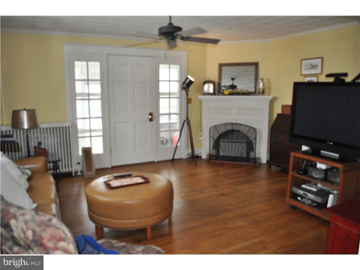 20 Waverly Road Havertown, PA 19083 - Photo 3 of 18