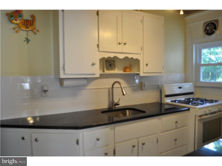 20 Waverly Road Havertown, PA 19083 - Photo 6 of 18