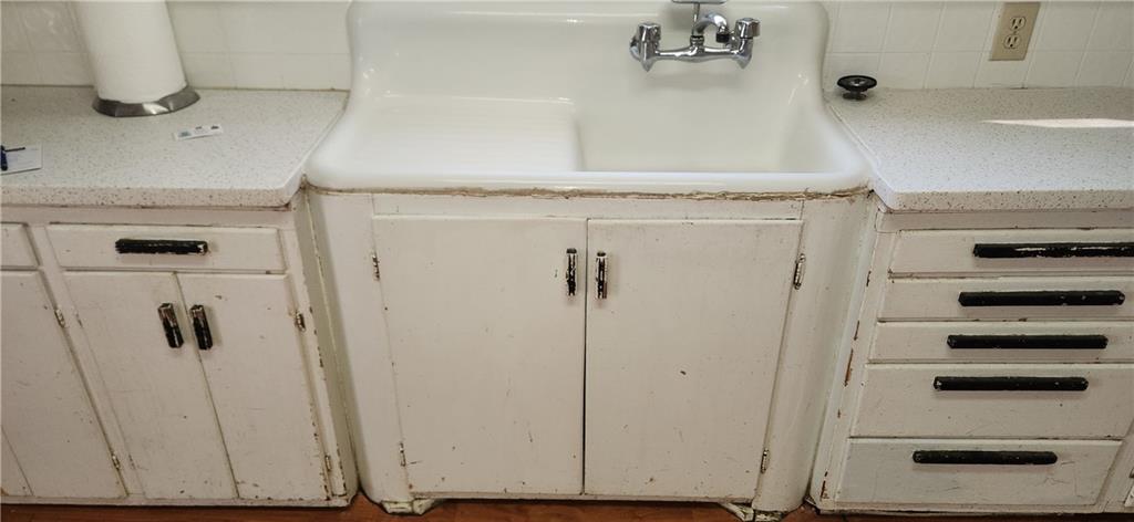 202 South Metcalf Road Louisburg, KS 66053 - Photo 5 of 15