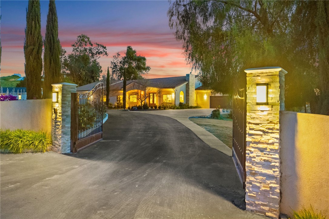 38125 Camino Sierra Road Temecula, CA 92592 - Photo 3 of 55