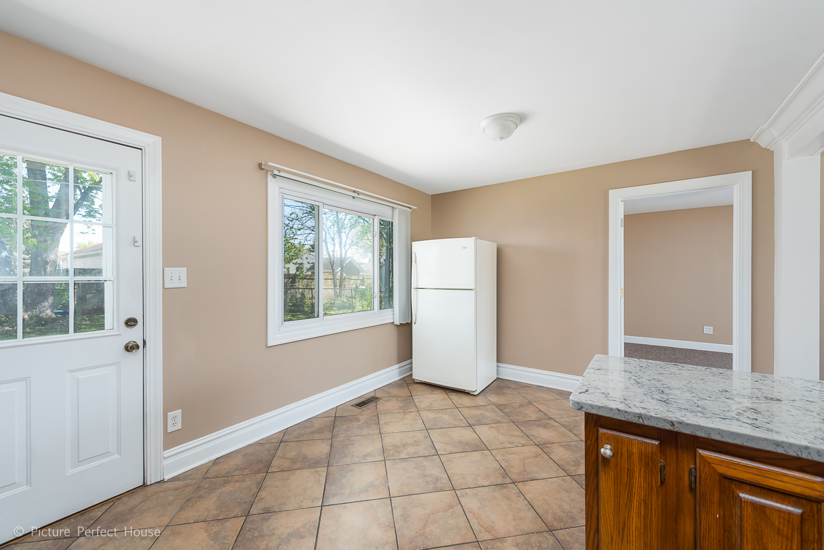 232 Haller Avenue Romeoville, IL 60446 - Photo 7 of 17