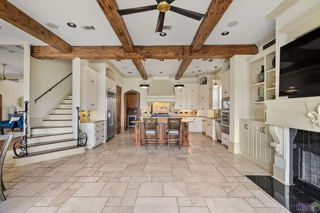 $1,075,000 | 3203 Lexington Lakes Avenue, Baton Rouge, LA 70810