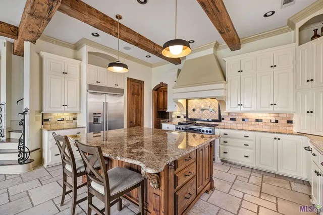 $1,075,000 | 3203 Lexington Lakes Avenue, Baton Rouge, LA 70810