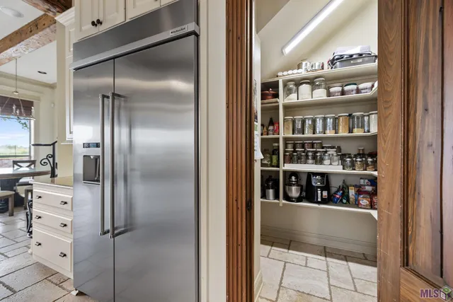 $1,075,000 | 3203 Lexington Lakes Avenue, Baton Rouge, LA 70810