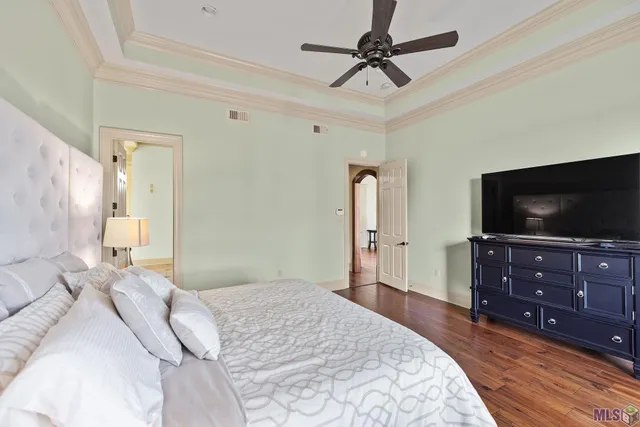 $1,075,000 | 3203 Lexington Lakes Avenue, Baton Rouge, LA 70810