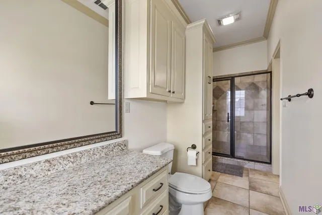 $1,075,000 | 3203 Lexington Lakes Avenue, Baton Rouge, LA 70810