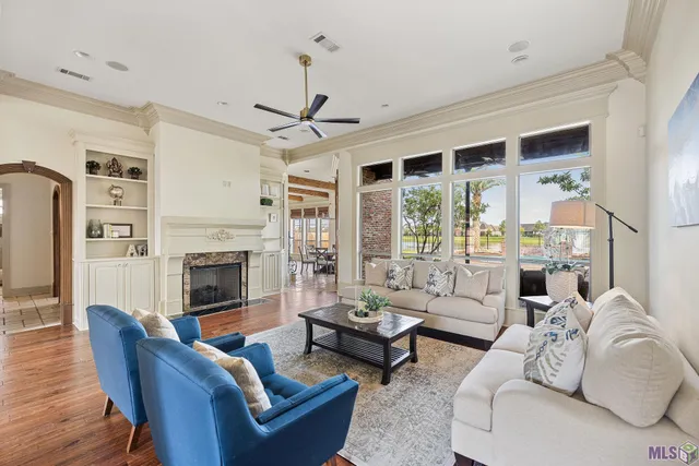 $1,075,000 | 3203 Lexington Lakes Avenue, Baton Rouge, LA 70810