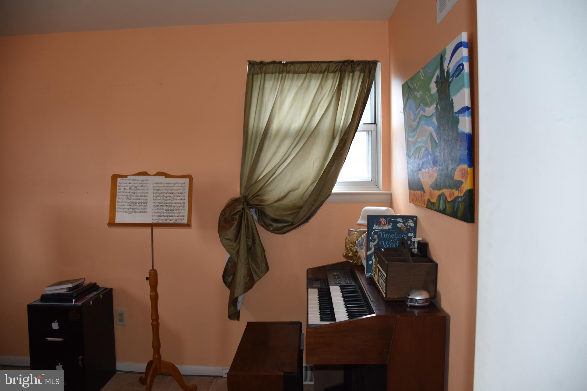 1802 Tomlinson Road Philadelphia, PA 19116 - Photo 30 of 37 Gallery Image 30
