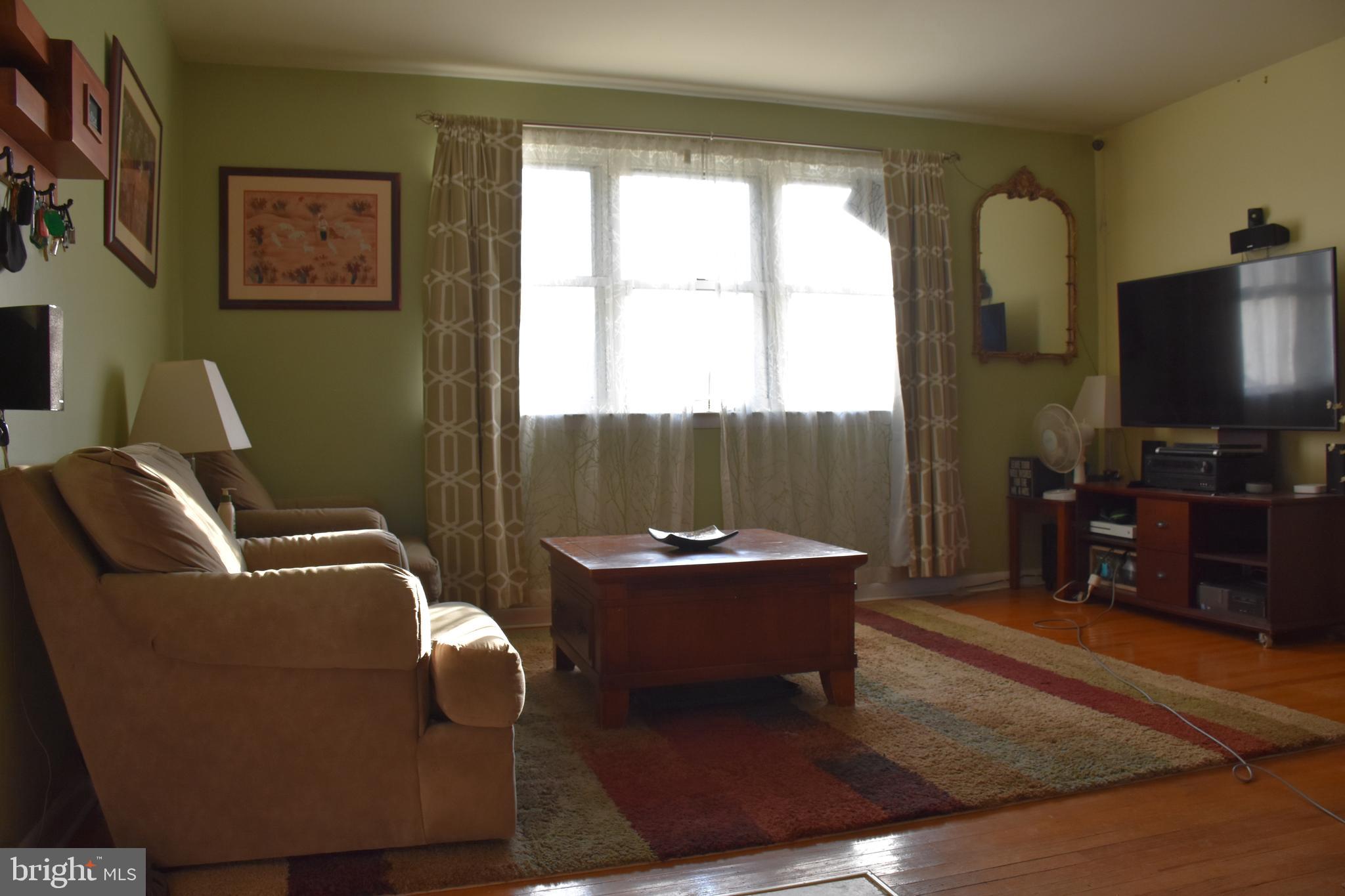 1802 Tomlinson Road Philadelphia, PA 19116 - Photo 9 of 37 Gallery Image 9