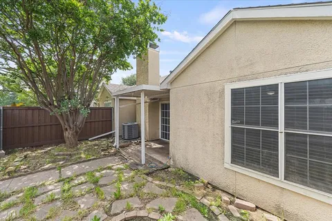 $255,000 | 2504 Brook Hollow Court, Mesquite, TX 75150
