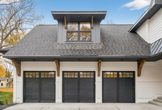 $2,674,000 | 641 Park Street East, Wayzata, MN 55391