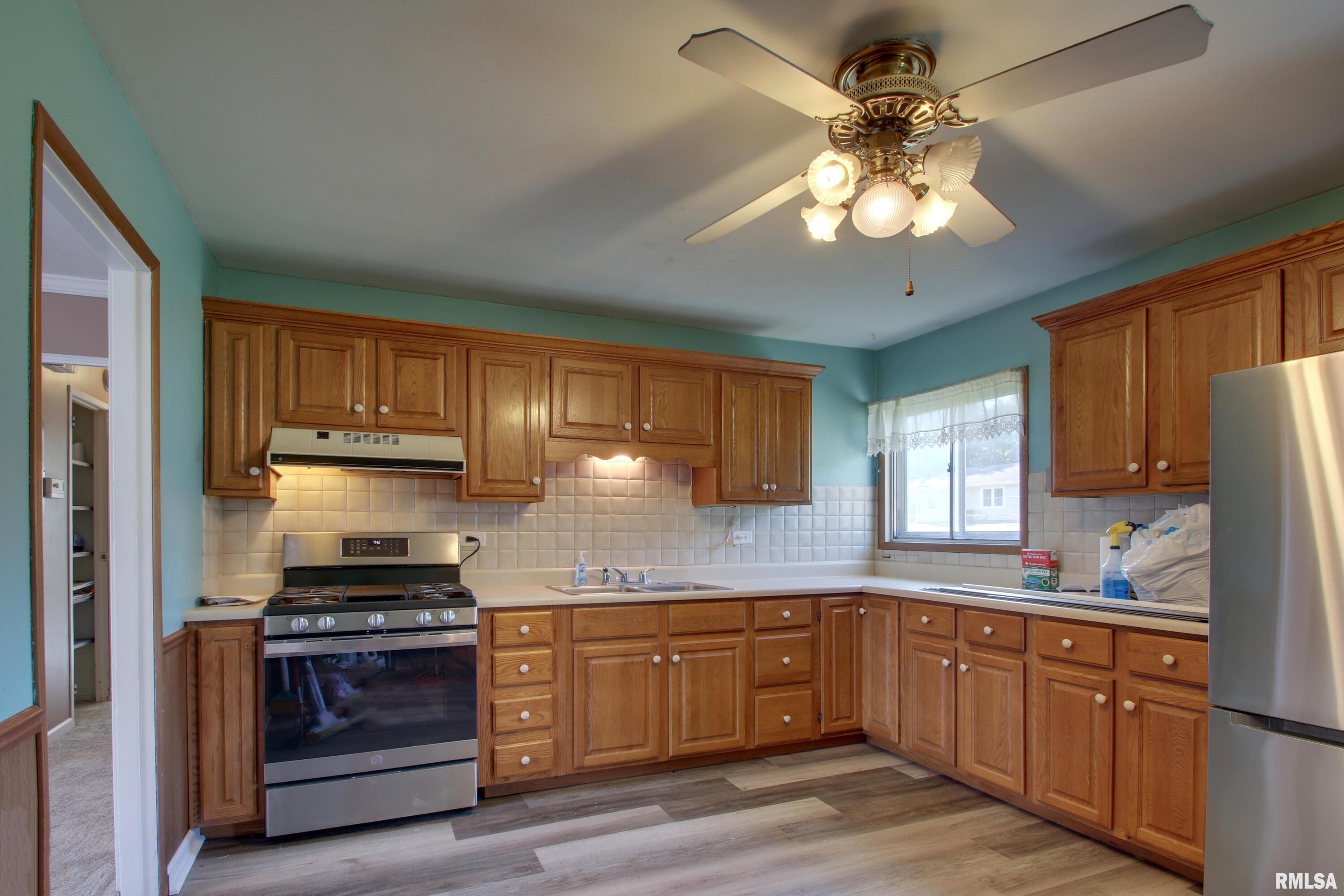 3400 Lawrence Road Quincy, IL 62301 - Photo 3 of 24 Gallery Image 3