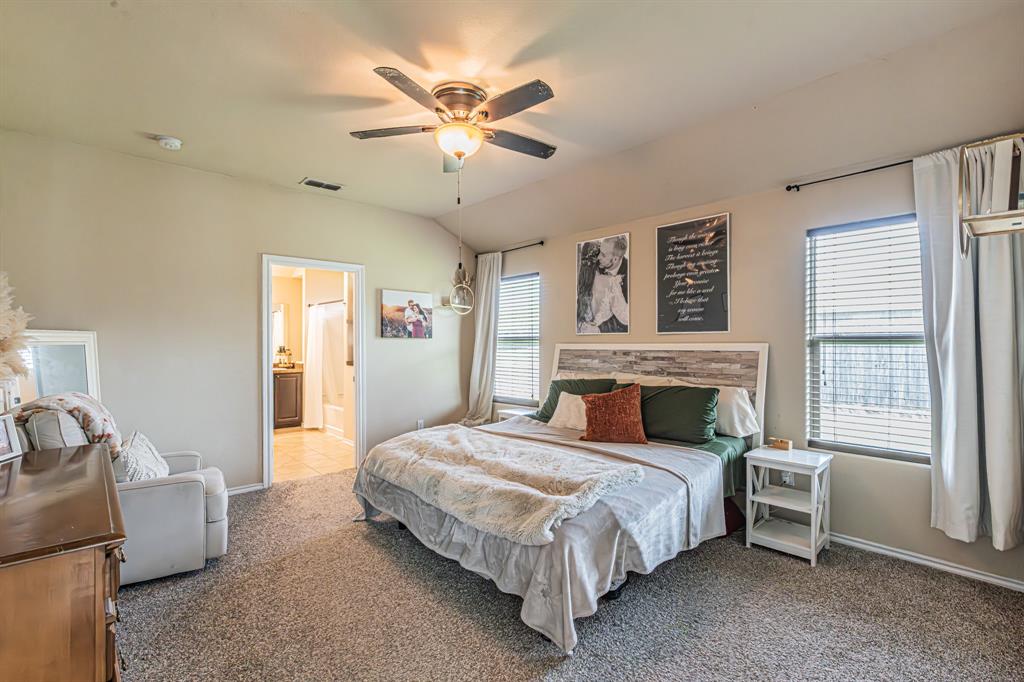 405 Calder Lane Ponder, TX 76259 - Photo 29 of 36