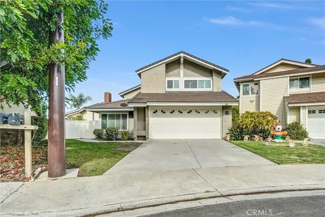 a view of house and outdoor space