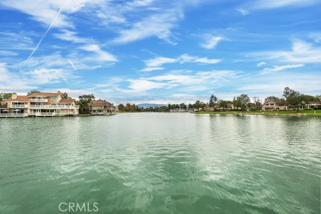 a view of a lake with houses
