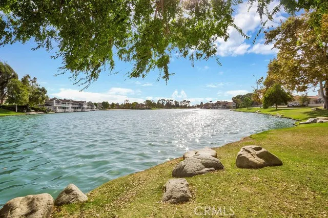 a view of a lake from a yard