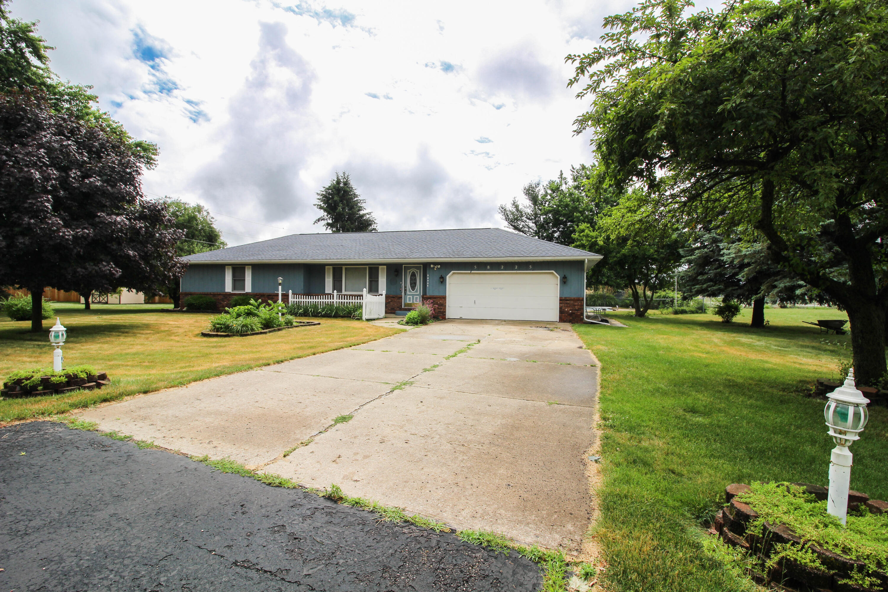 58225 Circle Drive Three Rivers, MI 49093 - Photo 2 of 25 Circle (1 of 25)
