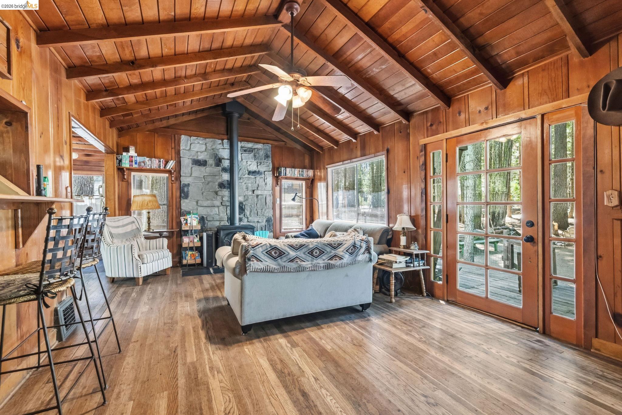 115 Meadow View Road Pinecrest, CA 95364 - Photo 3 of 25 Gallery Image 3