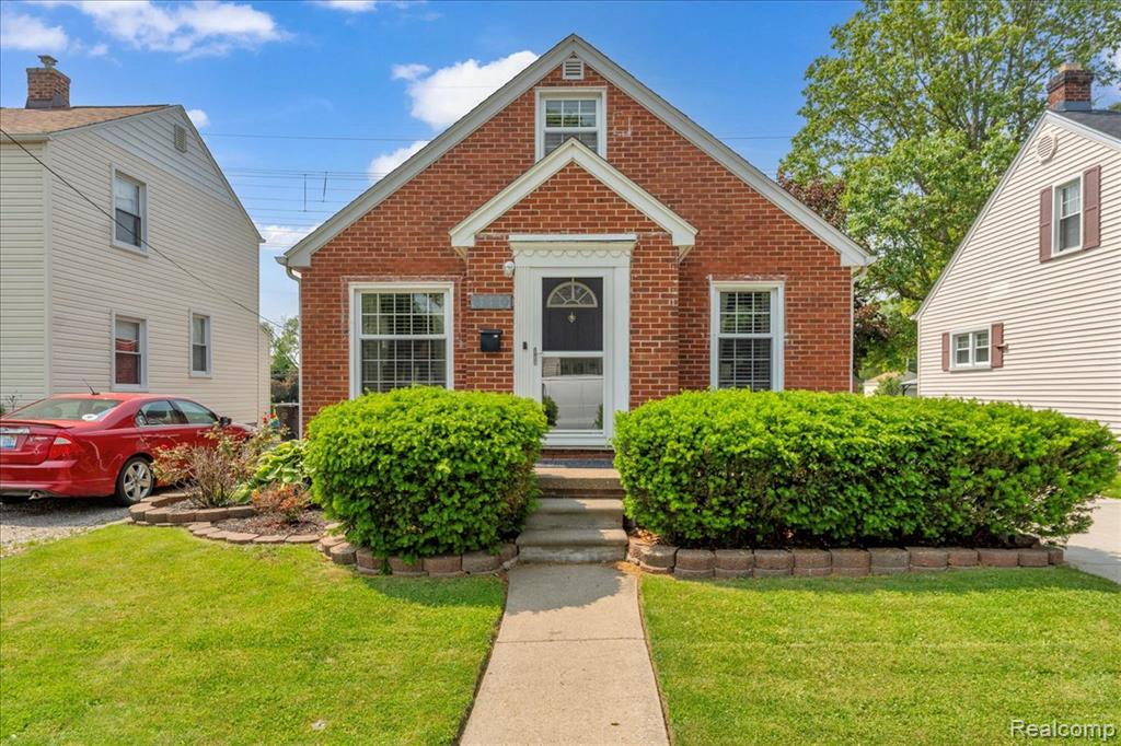 3220 John R Street Trenton, MI 48183 - Photo 1 of 30
