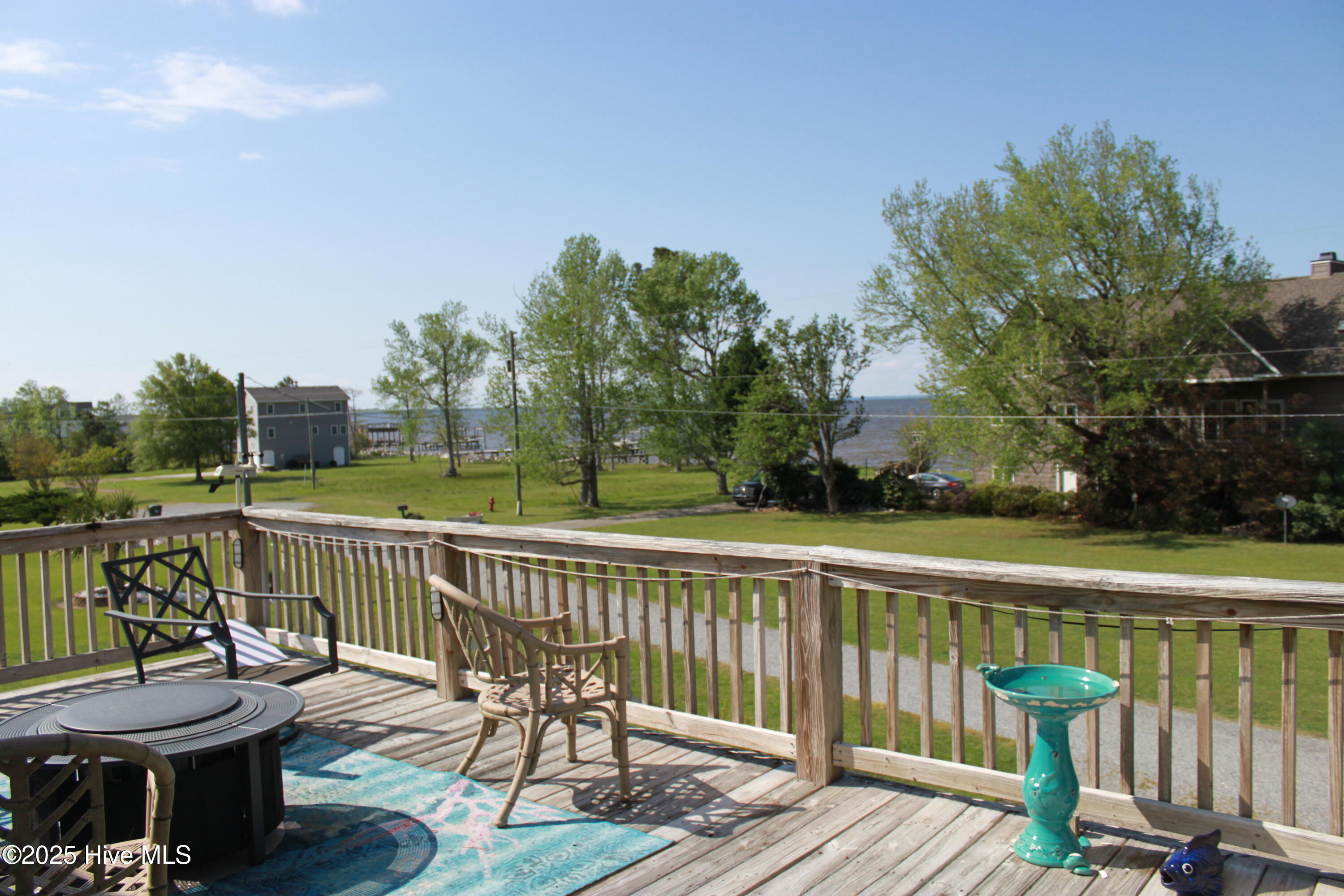 383 Old Beach House Road Columbia, NC 27925 - Photo 4 of 72 2025-04-07 03.56.21