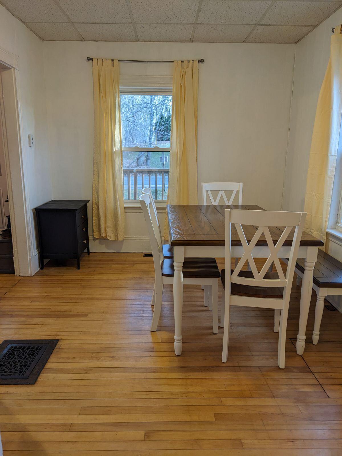 891 Main Road Carmel, ME 04419 - Photo 5 of 16 Dining Room