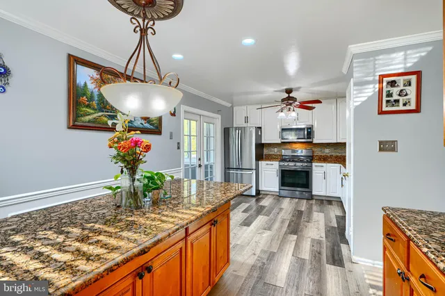 $515,000 | 18425 Honeylocust Circle, Gaithersburg, MD 20879