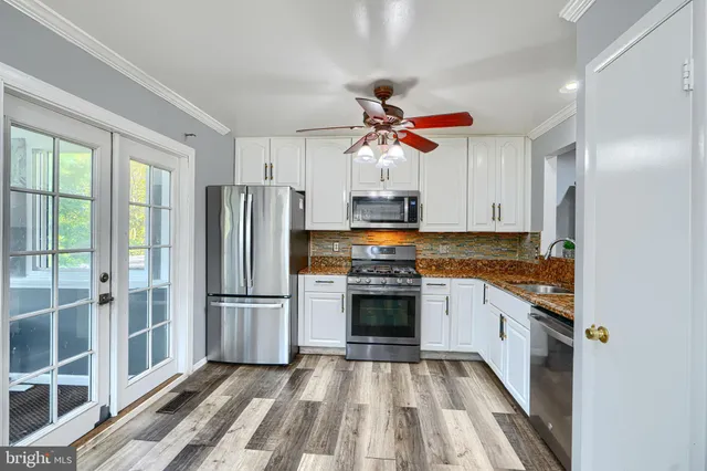 $515,000 | 18425 Honeylocust Circle, Gaithersburg, MD 20879