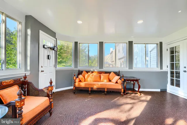 $515,000 | 18425 Honeylocust Circle, Gaithersburg, MD 20879