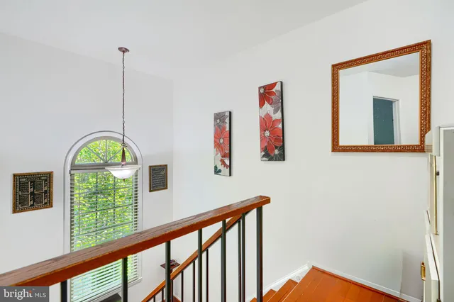 $515,000 | 18425 Honeylocust Circle, Gaithersburg, MD 20879