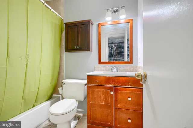 $515,000 | 18425 Honeylocust Circle, Gaithersburg, MD 20879