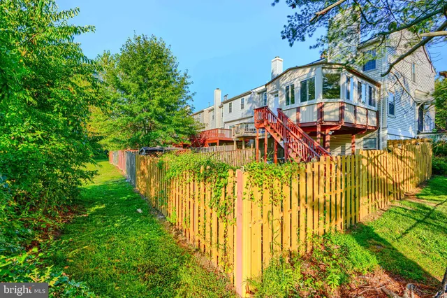 $515,000 | 18425 Honeylocust Circle, Gaithersburg, MD 20879