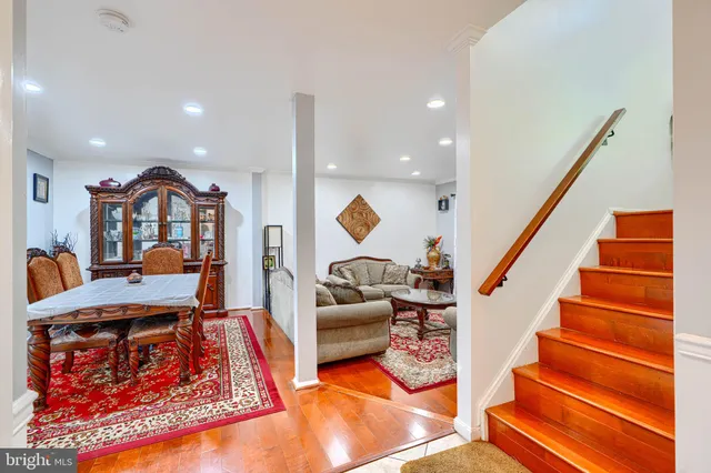 $515,000 | 18425 Honeylocust Circle, Gaithersburg, MD 20879