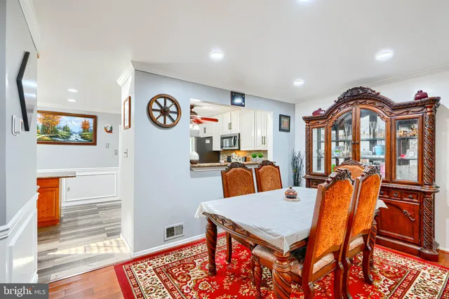 $515,000 | 18425 Honeylocust Circle, Gaithersburg, MD 20879