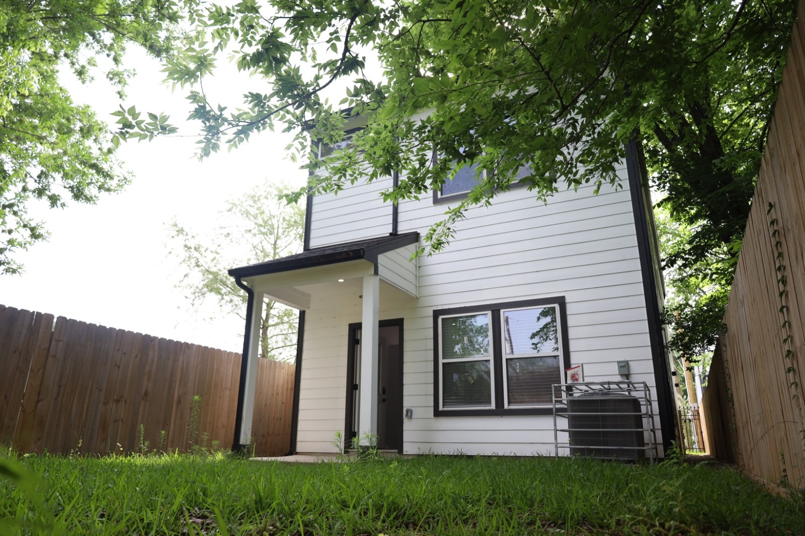 6614 Foster Street Houston, TX 77021 - Photo 15 of 15 a front view of a house with garden