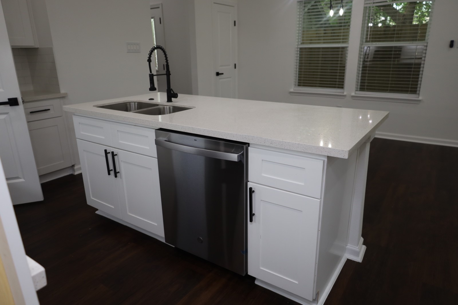 6614 Foster Street Houston, TX 77021 - Photo 4 of 15 a kitchen with a sink and cabinets