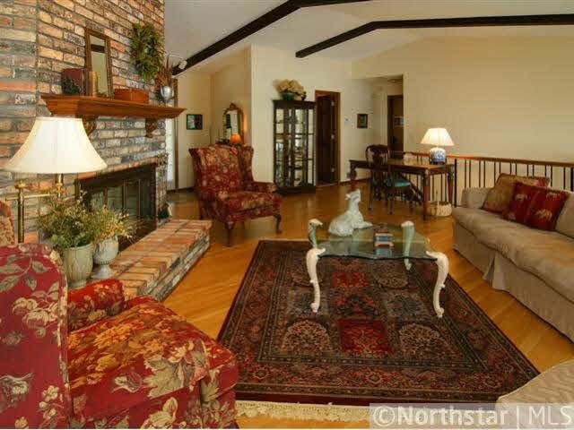 15431 Breezy Point Road Southeast Prior Lake, MN 55372 - Photo 5 of 10