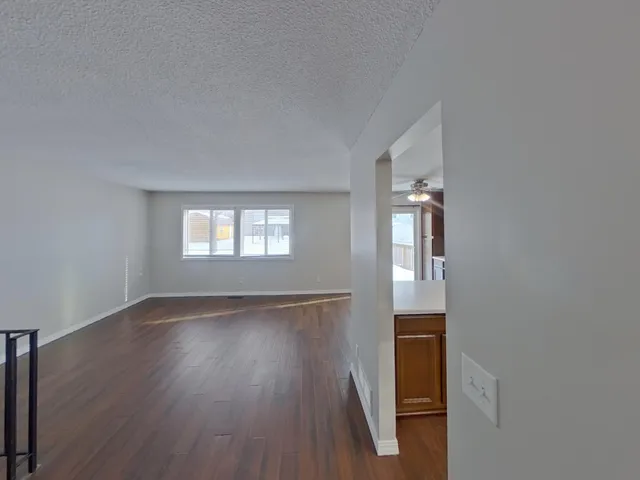 $2,169 | 1442 Laurel Avenue, St. Paul Park, MN 55071