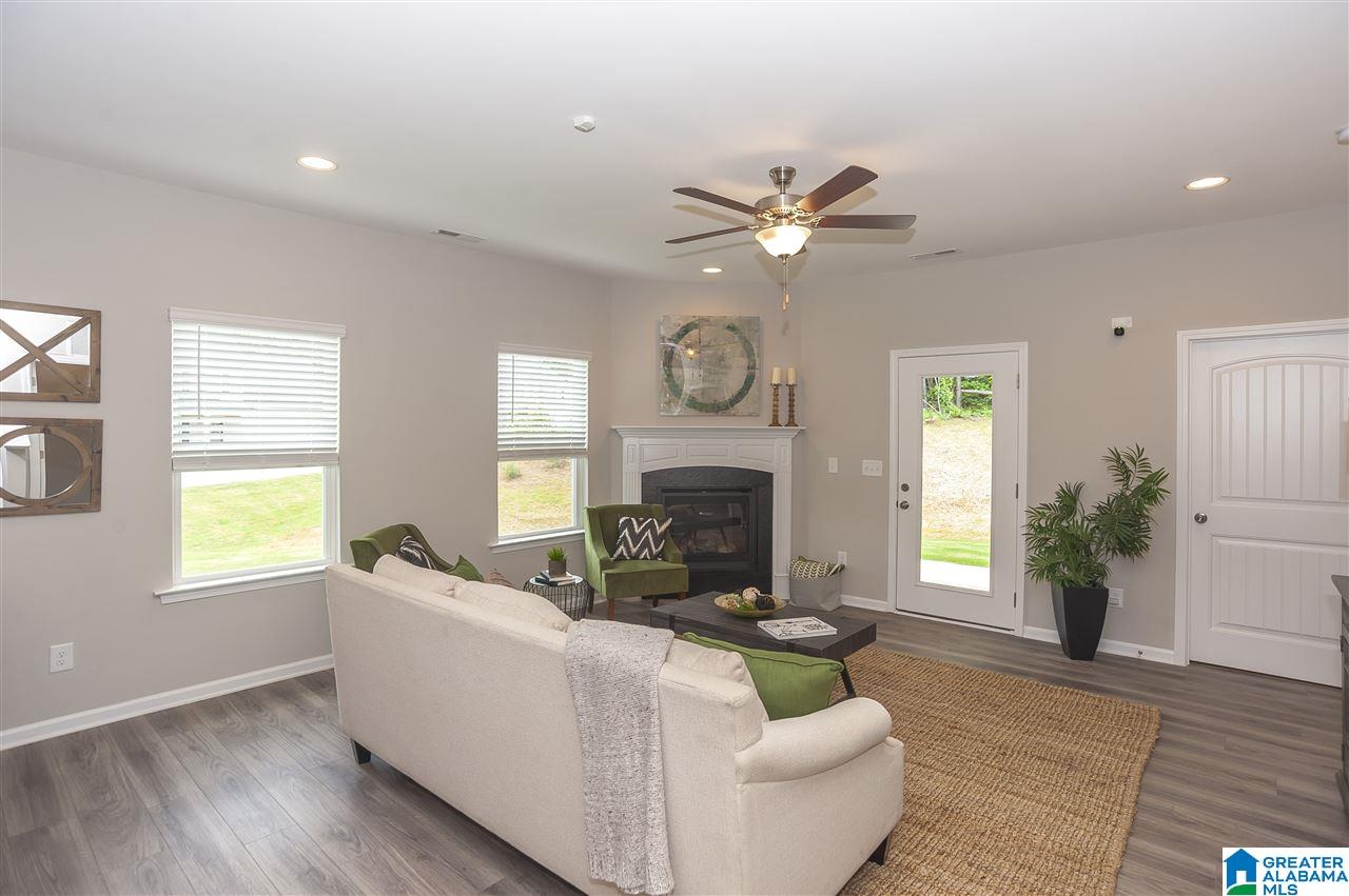 474 Meadow Way Jasper, AL 35504 - Photo 3 of 37