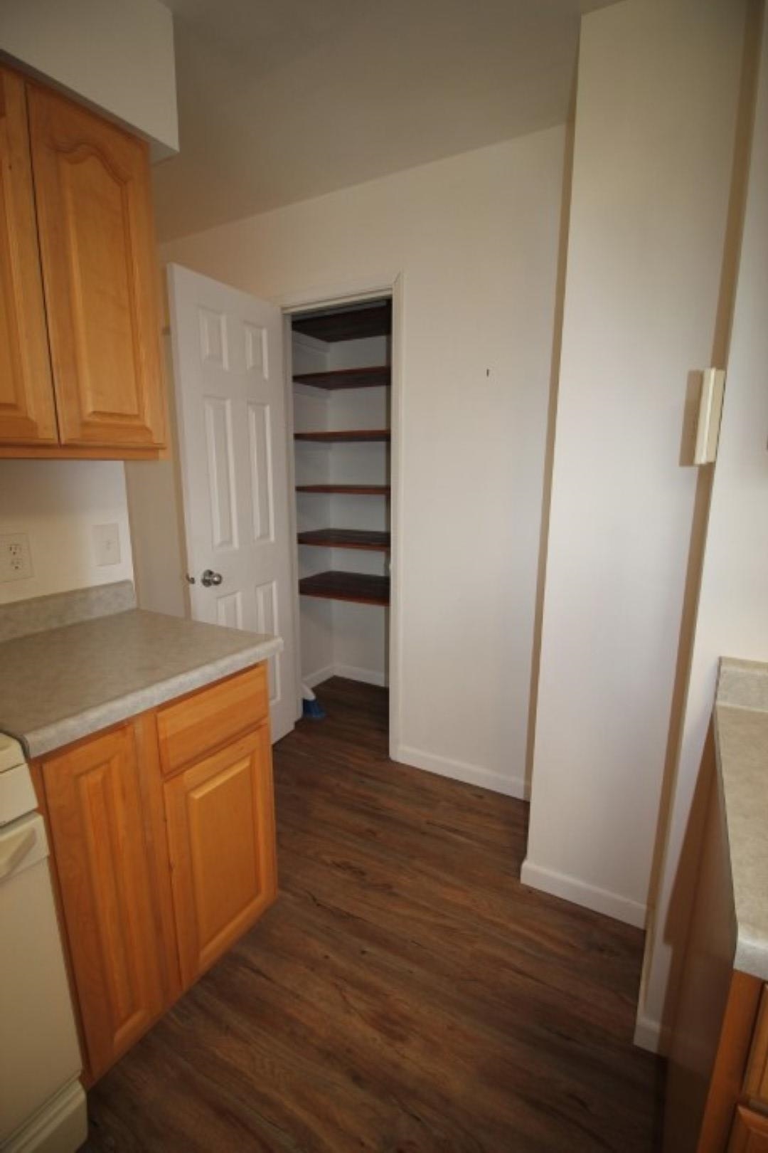 1504 South University Road Spokane Valley, WA 99206 - Photo 15 of 35