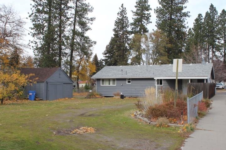 1504 South University Road Spokane Valley, WA 99206 - Photo 4 of 35