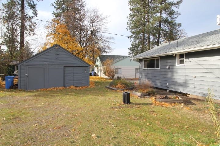 1504 South University Road Spokane Valley, WA 99206 - Photo 5 of 35